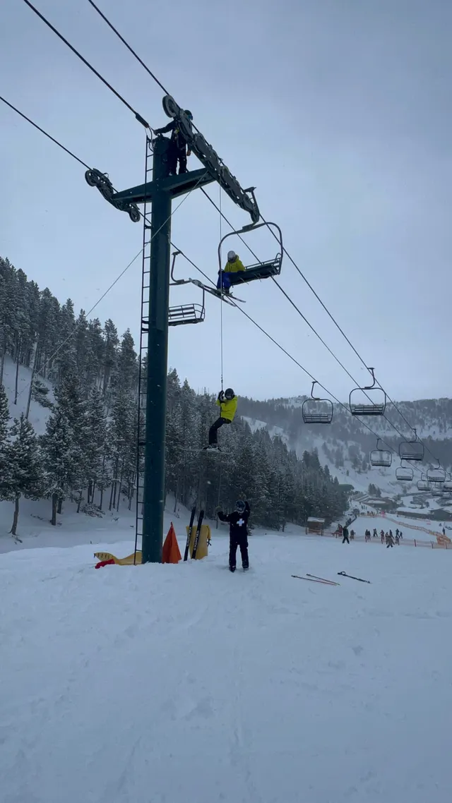 Patroller practicing lift evacuation